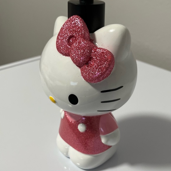 Hello Kitty Lotion Pump - Picture 4 of 6